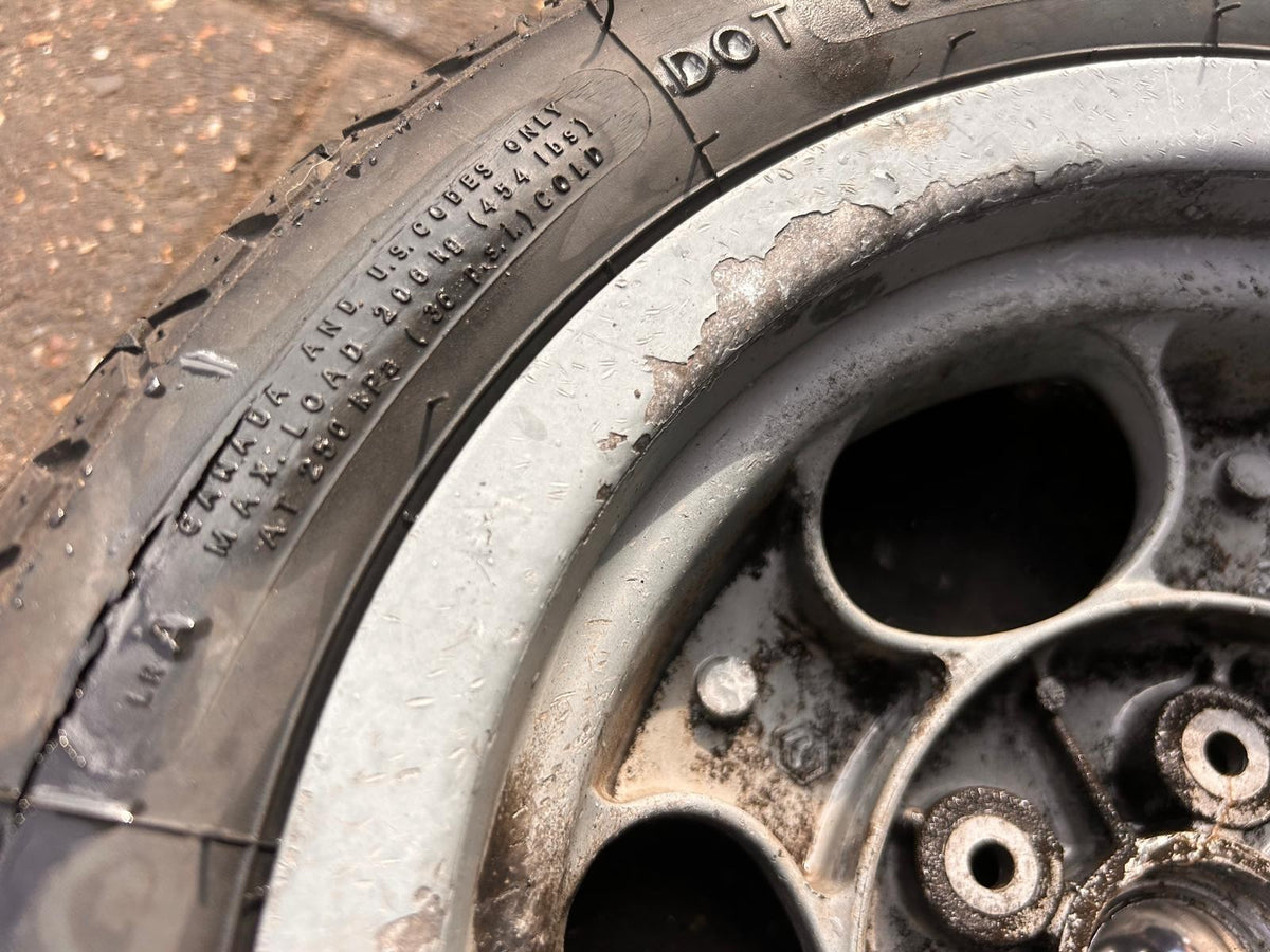 2001 Vespa ET4 Front Wheel with Tyre