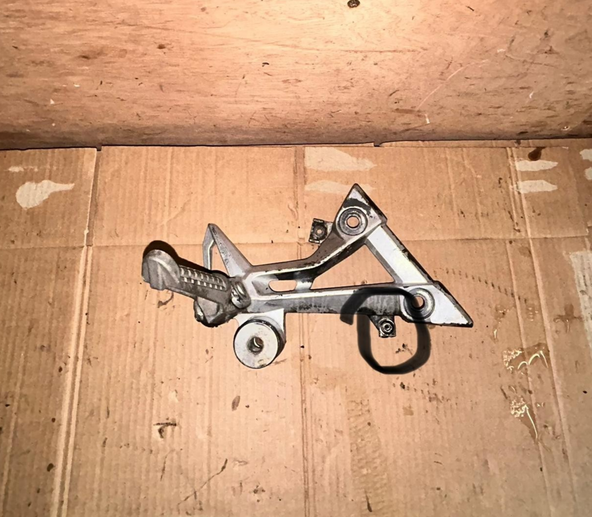 2009 Honda CBR 125 Rear Right Passenger Footrest Assembly