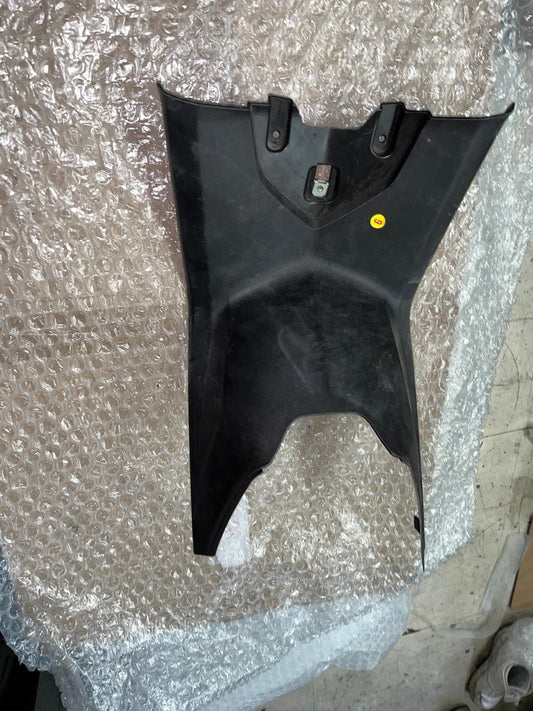2011 BMW C600 Sport Central Tunnel Cover | 46637724904