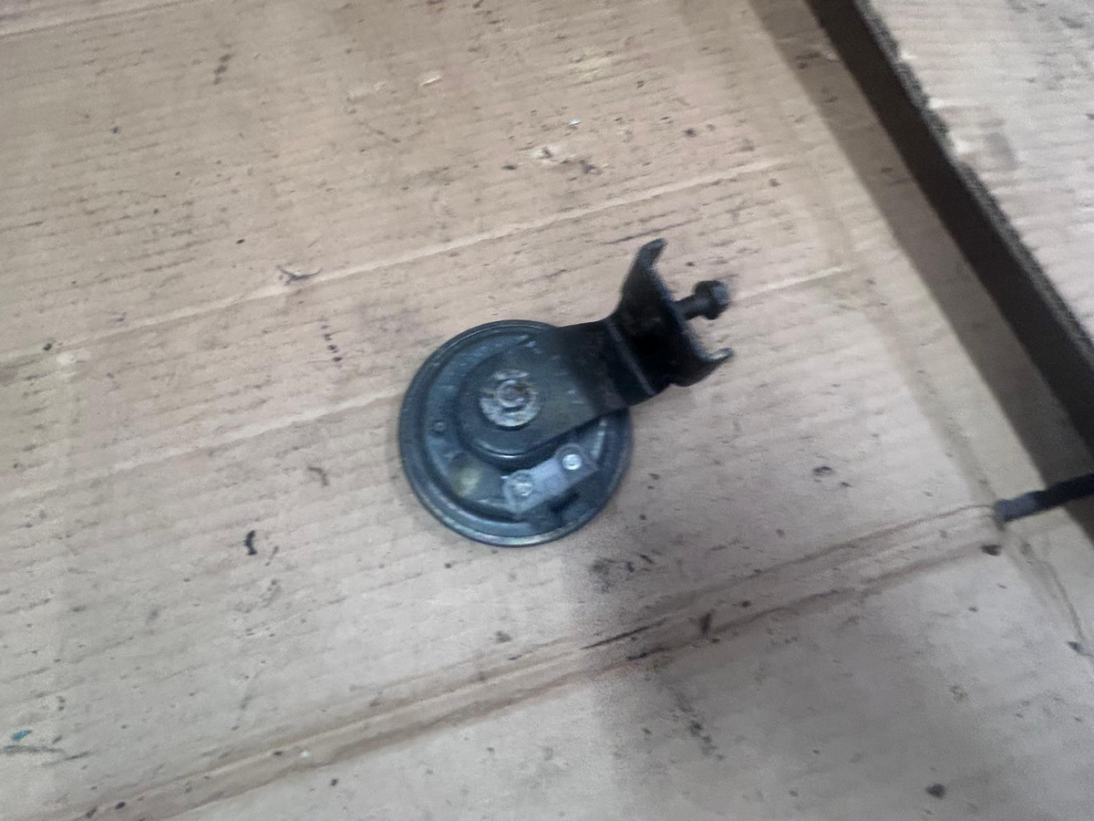 2001 Vespa ET4 Cento 125 Horn