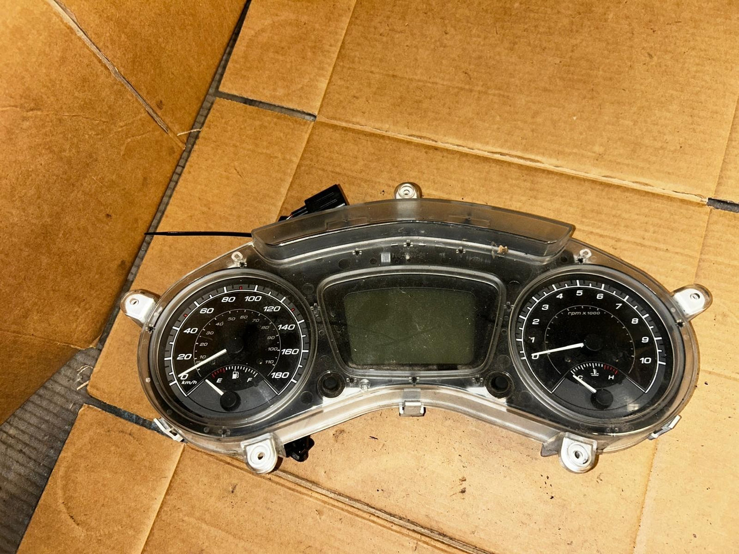 Piaggio MP3 300/500 Speedo Clock Speedometer | PG-0038-001 1D002634