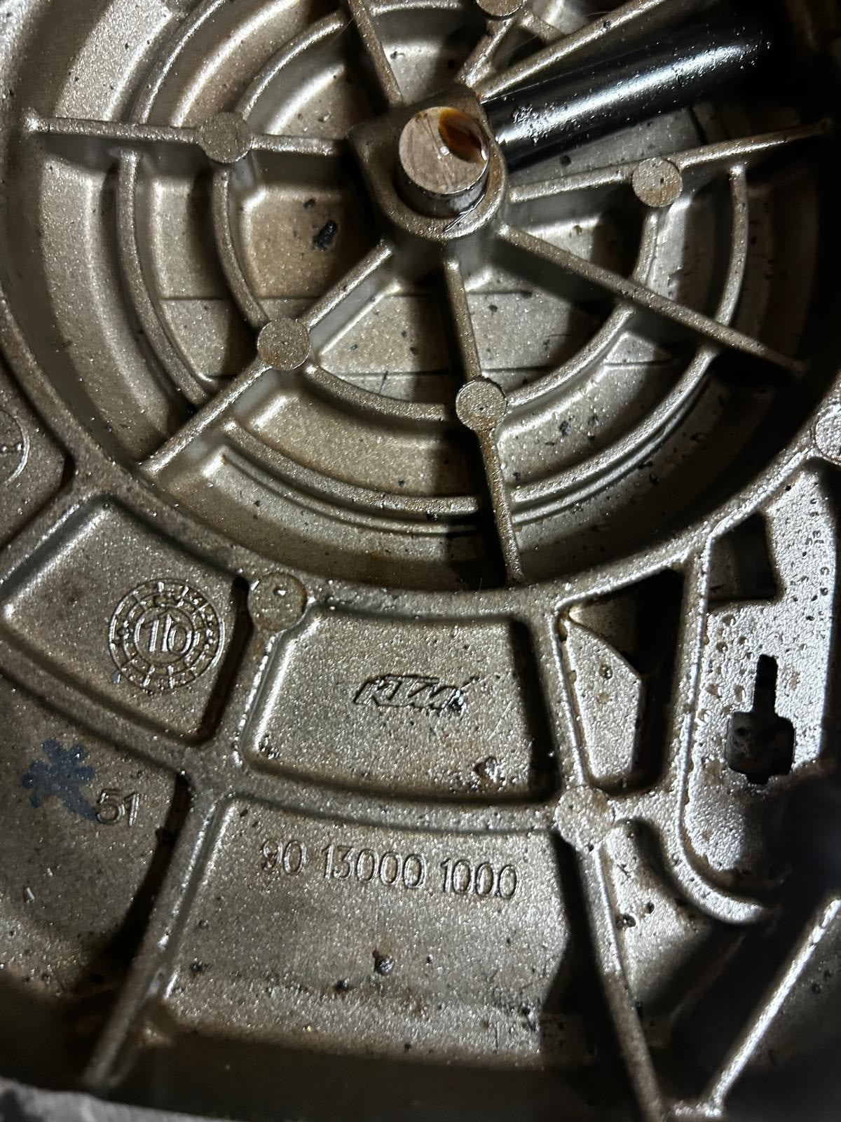2011 - 2016 KTM Duke 125 Engine Clutch Cover | 90130001000