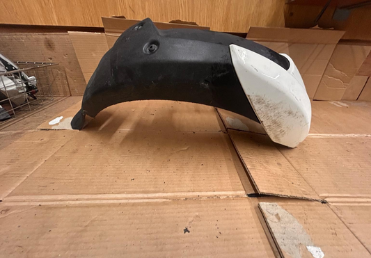 2021 Piaggio MP3 Yourban Front Right Fender Mudguard