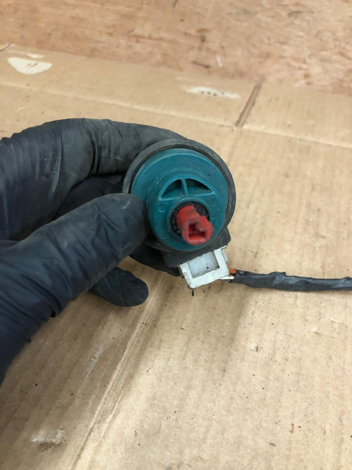 2006 - 2014 Piaggio Vespa LX Switch Lock