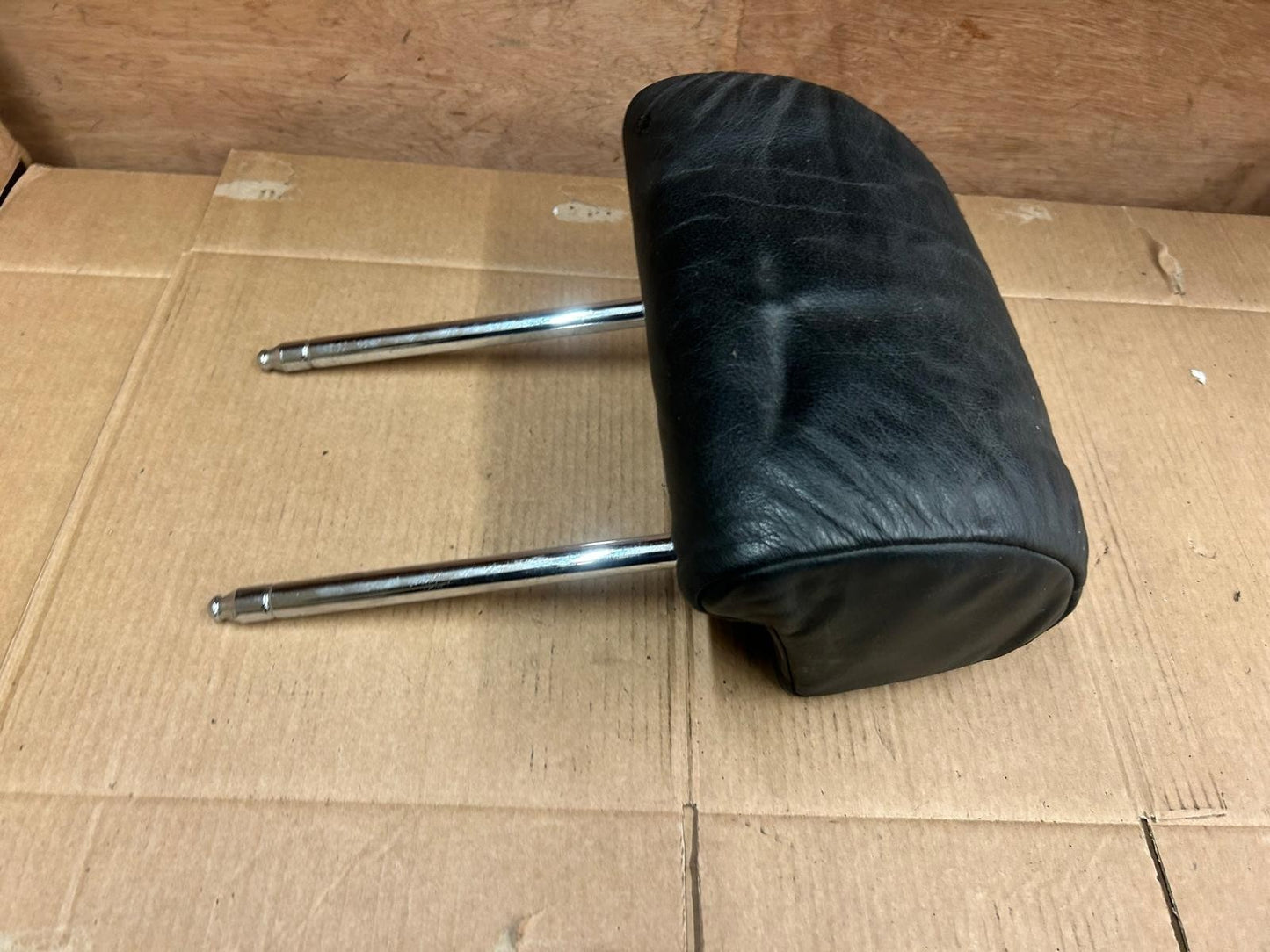 Genuine BMW 7 Series E38 Front Headrest | Black