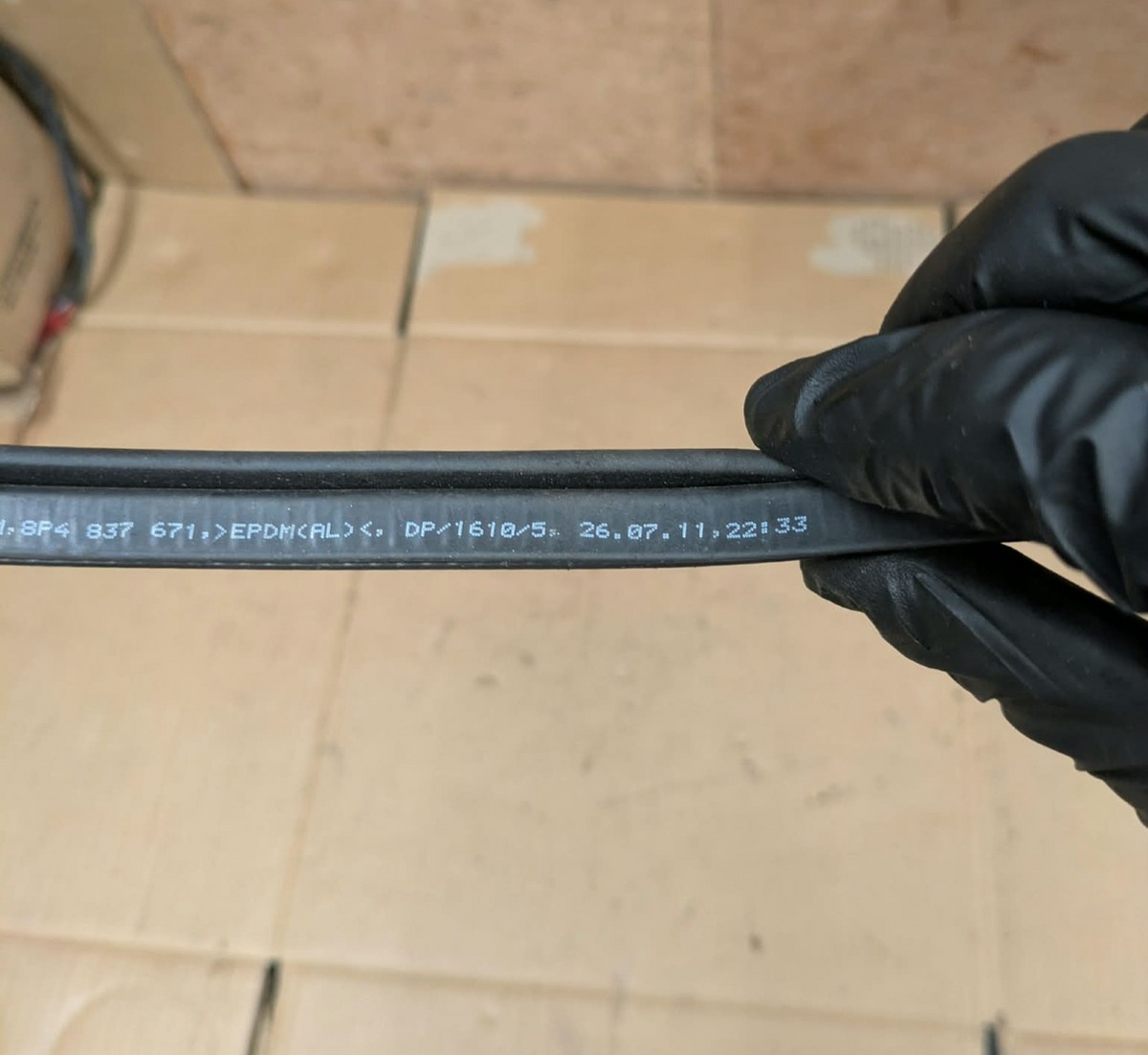 2011 Audi A3 S Line Front Door Window Rubber Seal | 8P4837671