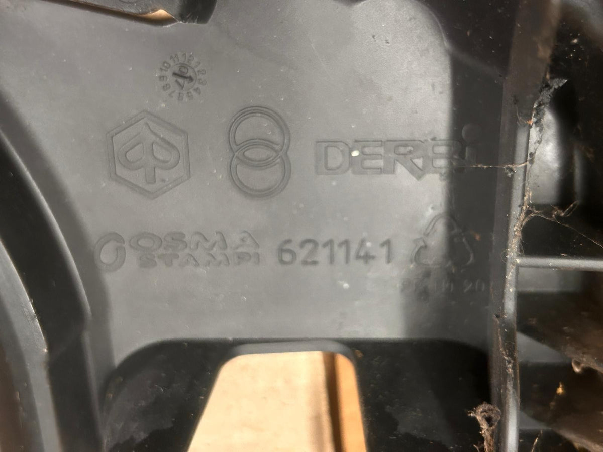 Vespa GTS Seat Cover Panel | 621141
