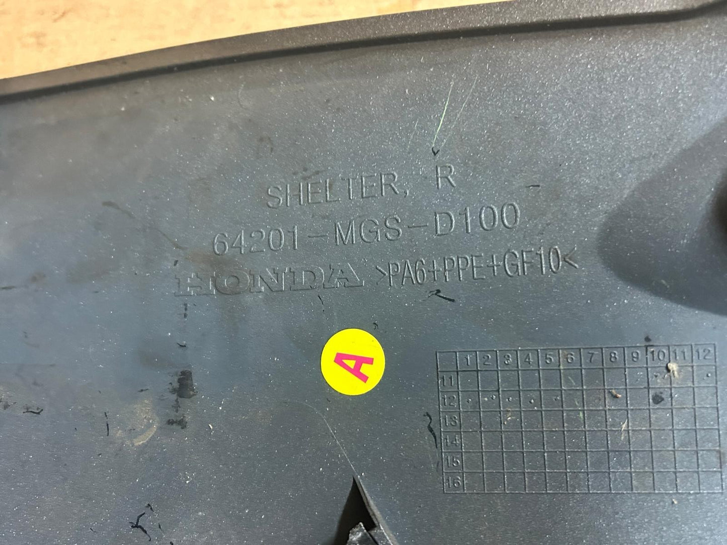 2014 - 2017 Honda NC 750S Right Side Tank Cover | 64201-MGS-D100