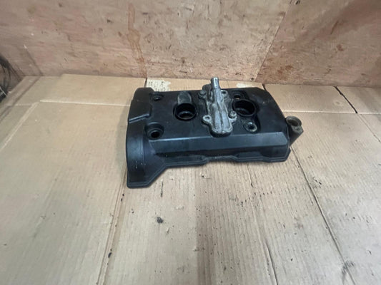 2009 BMW F800gs Cylinder Head Valve Cover | 610812