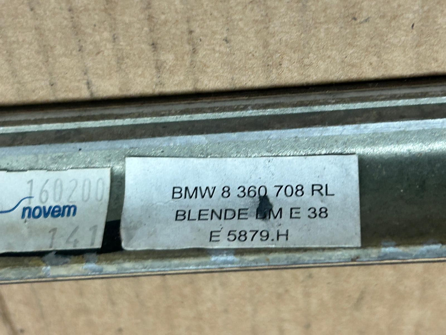 BMW 7 Series E38 Centre Console TV Info Wood Veneer Surround | 8360708