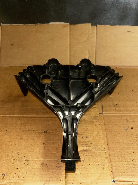 Honda CB400SB NC39 Upper Cowl Bracket