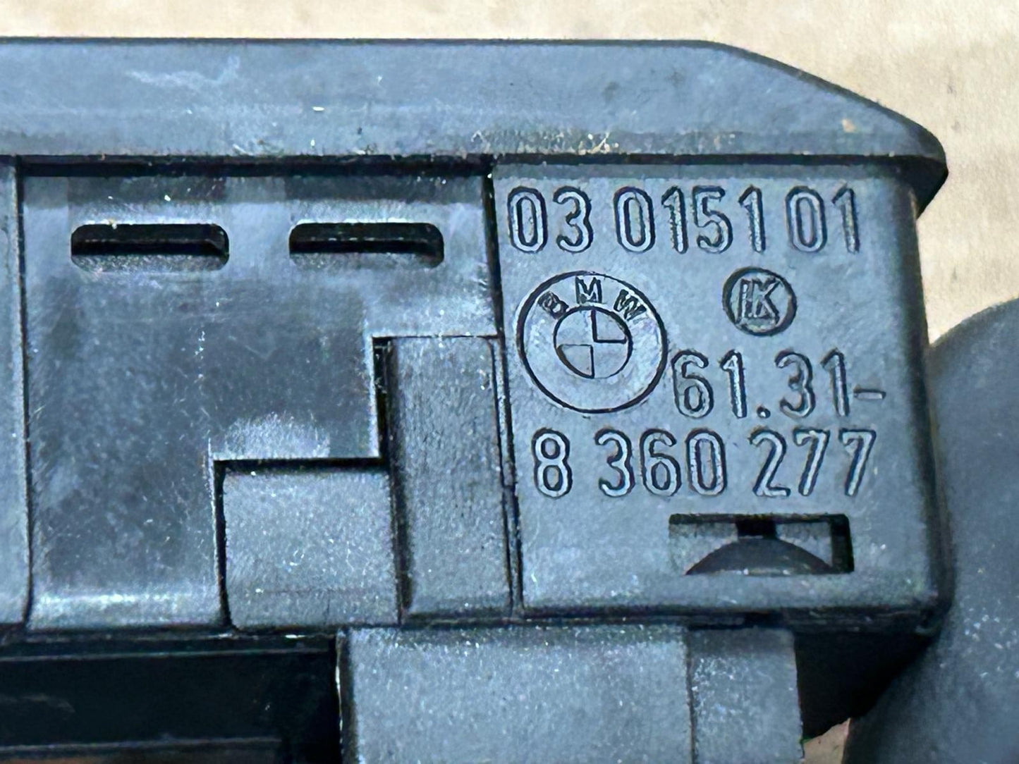 Genuine BMW 7 Series E38 Automatic Gear Shift Switch | 61318360277 03015101