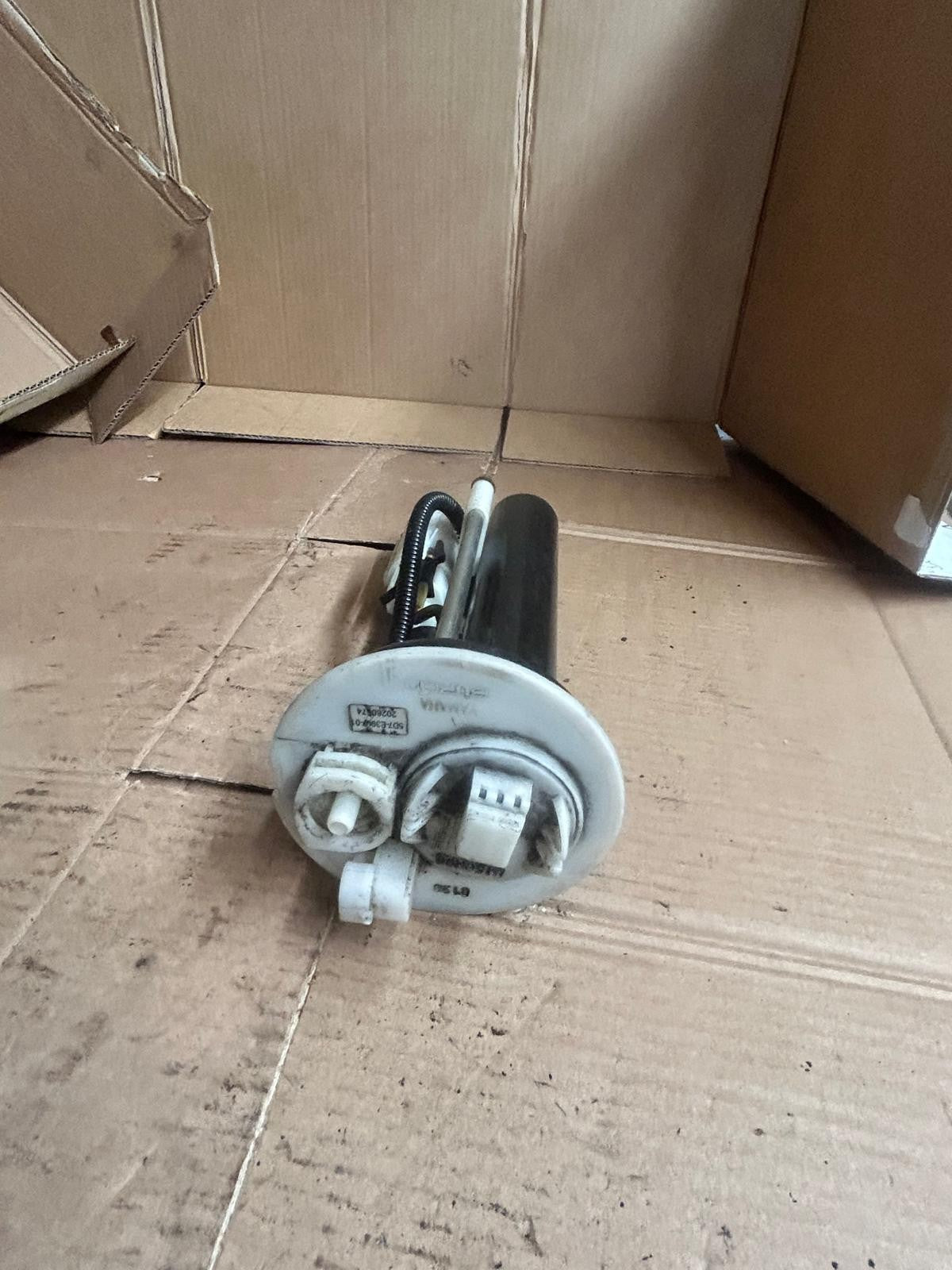 2015 - 2016 Yamaha MT125 Fuel Pump Assembly | 5D7-E3907-40