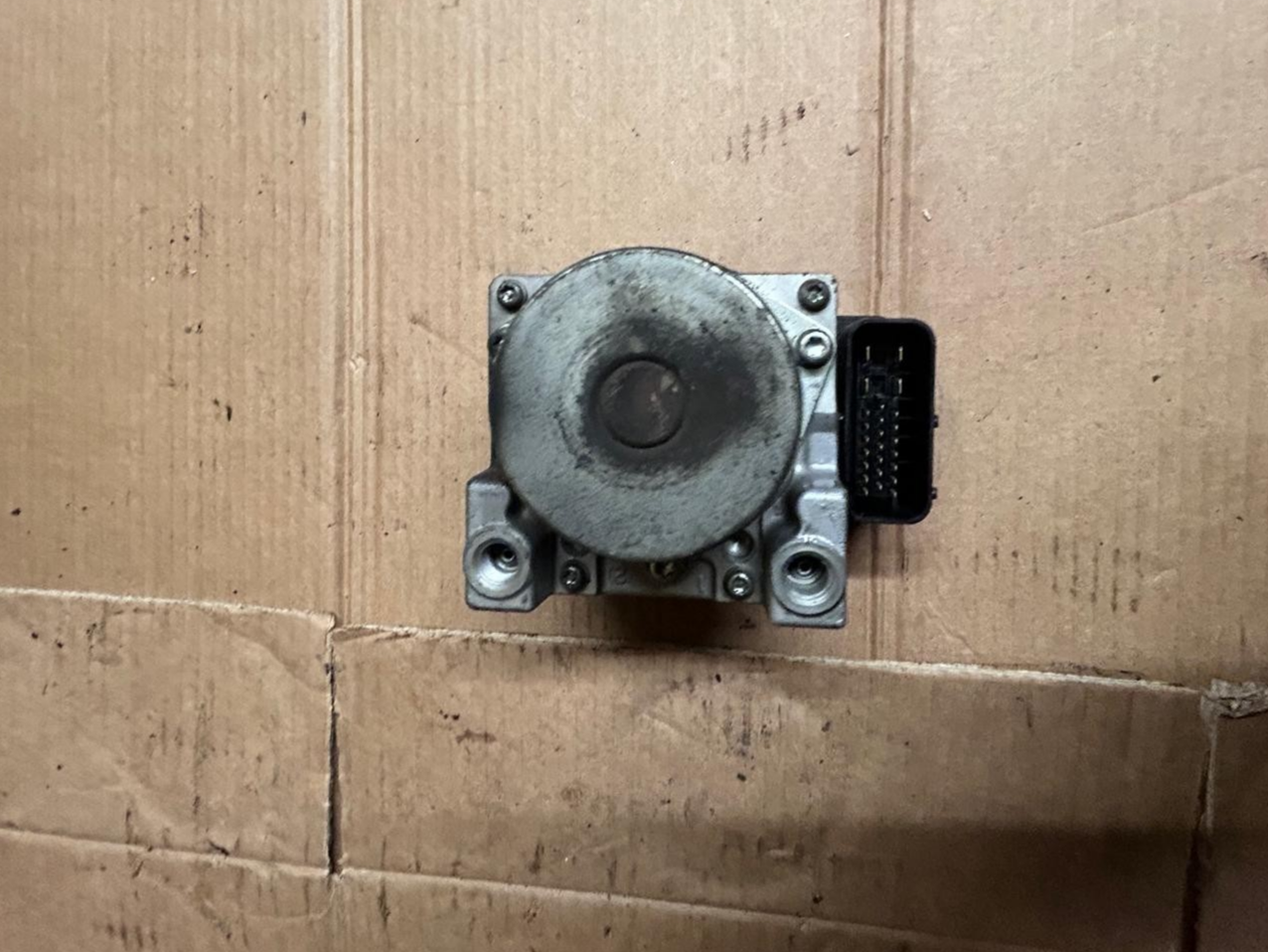 Honda SH300 ABS Pump | 50320-KTW-B000