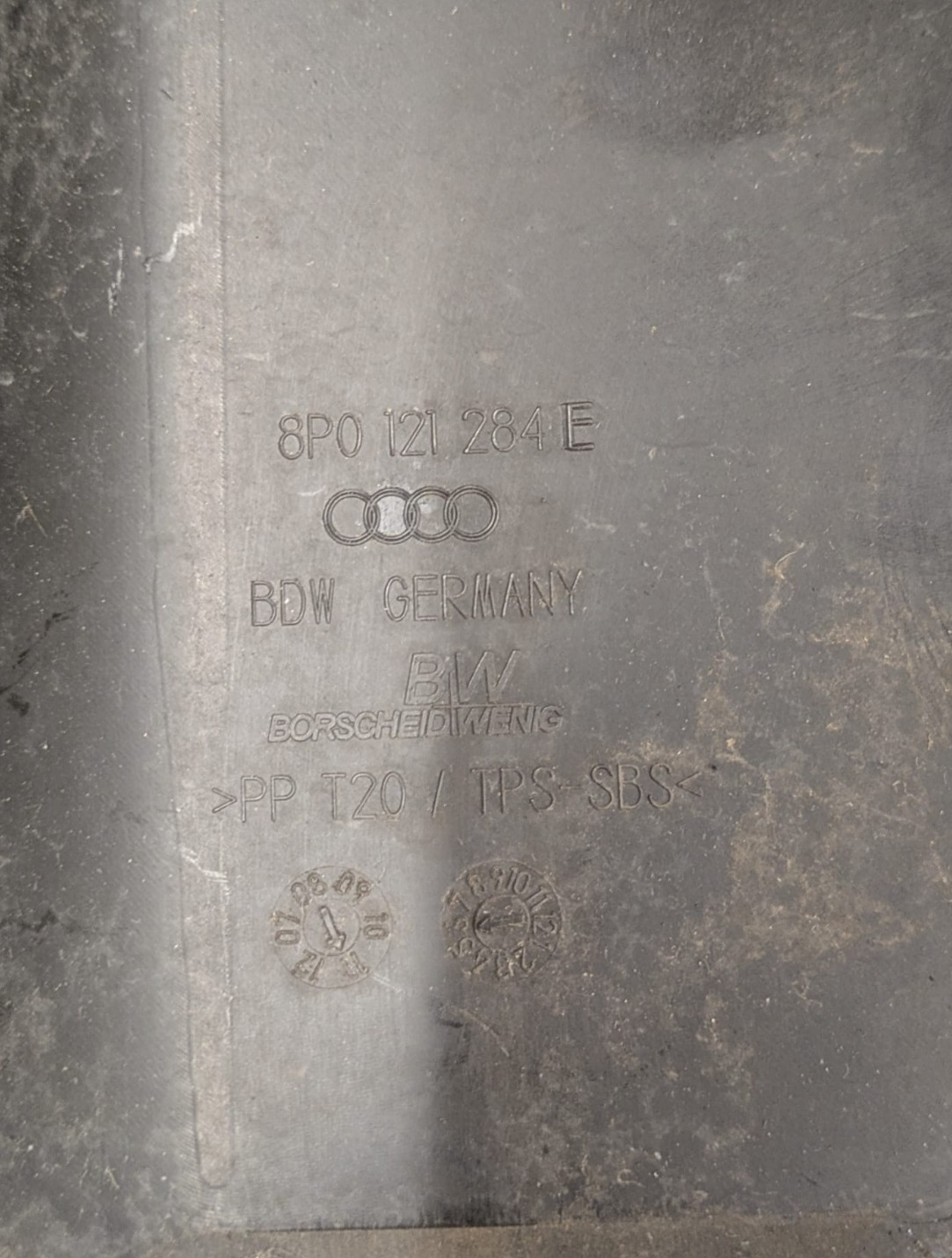 2011 Audi A3 S Line Right Side Air Duct Air Guide | 8P0121284E