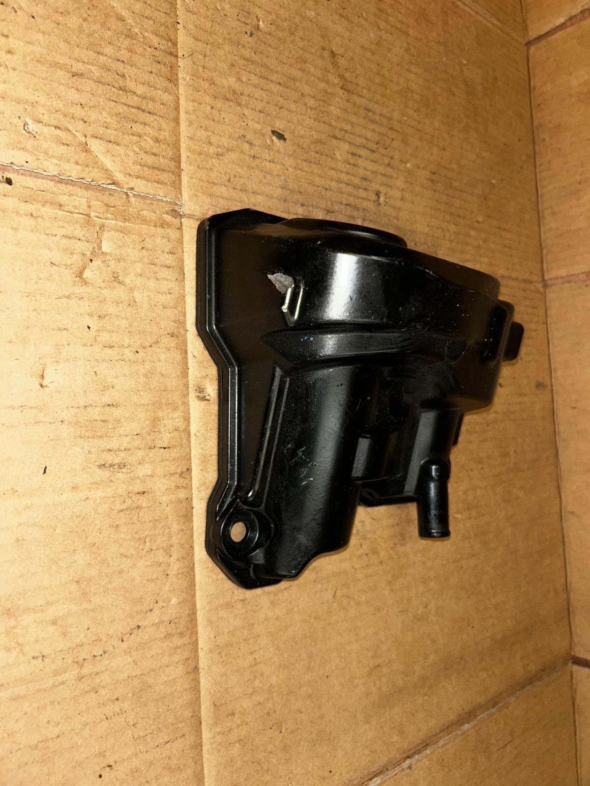 2015 KTM 690 Top Engine Cover