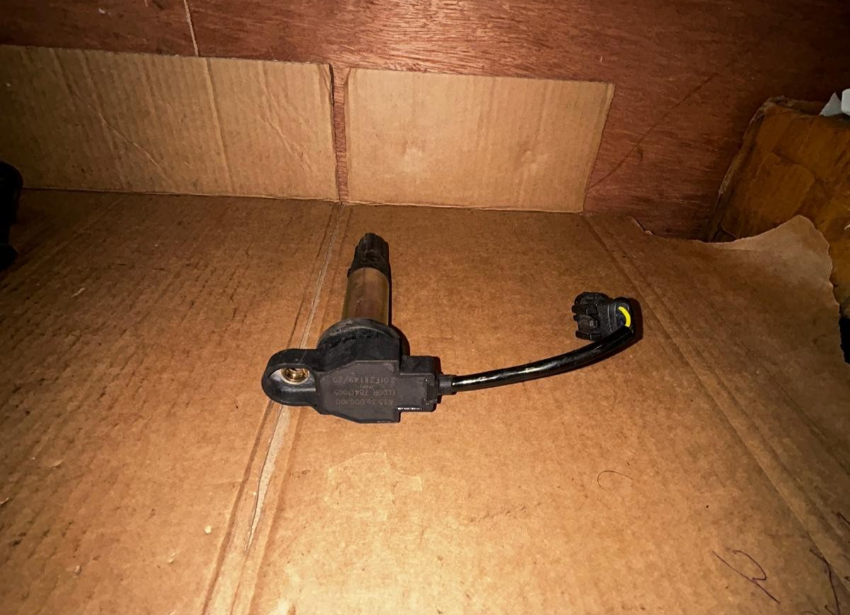 2020 - 2023 KTM 1290 Superduke R Ignition Coil | 63539006100 ELDOR 78417005