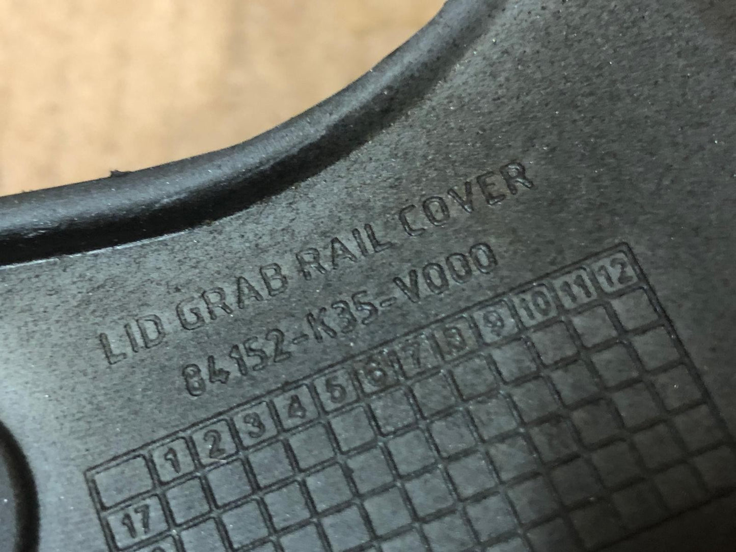 2015 Honda WW125 PCX125 Lid Grab Rail Cover | 84152-K35-V000