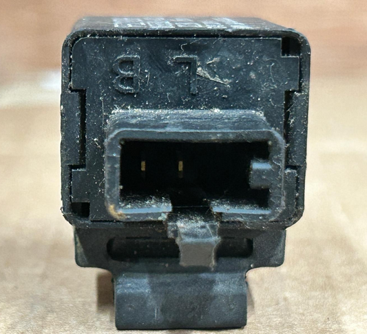 Triumph Daytona / Yamaha MT07 R1 / Kawasaki Z 750 Indicator Relay | FE218BH