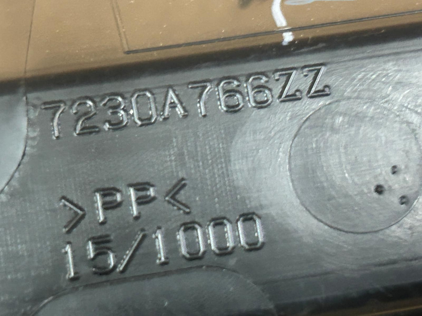 2014 Mitsubishi Outlander Cover Trim | 7230A766ZZ