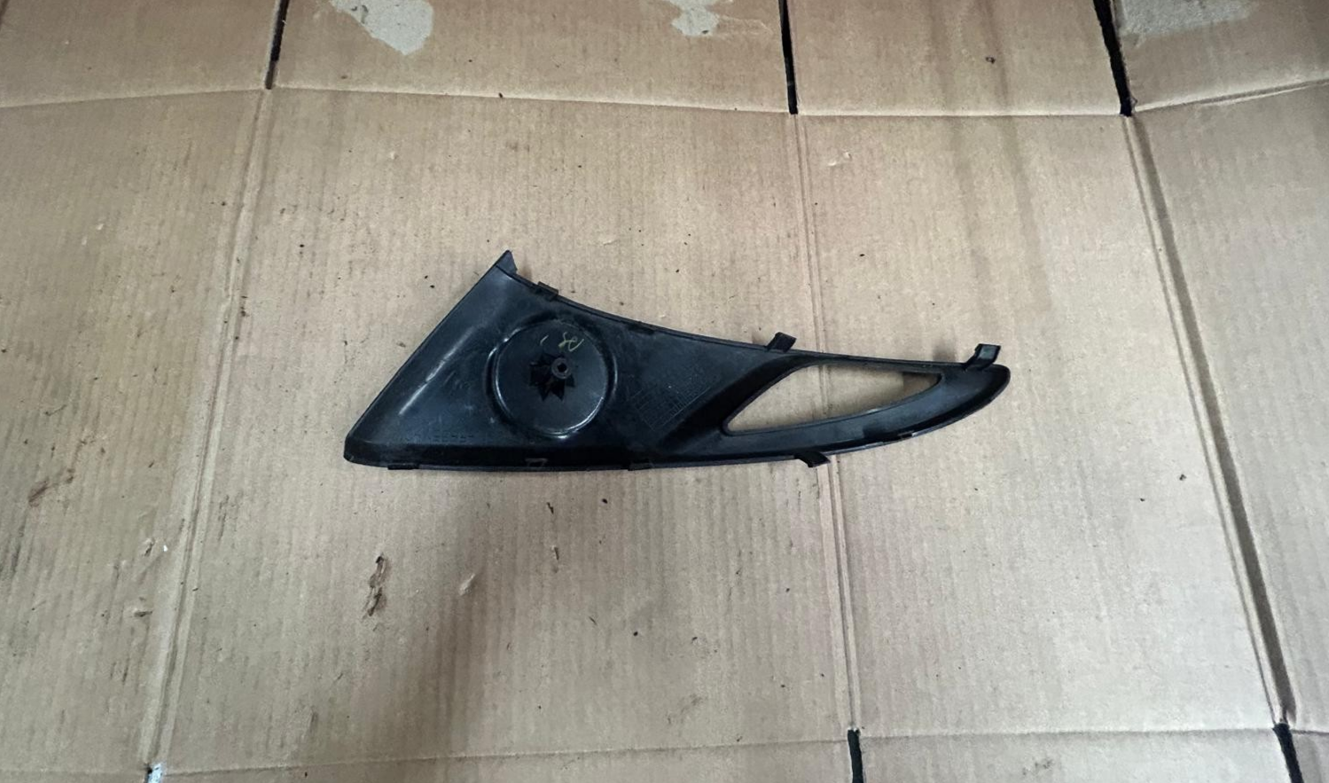2014 - 2017 Yamaha MW125 Tricity Front Right Panel | 2CM-F835V-00