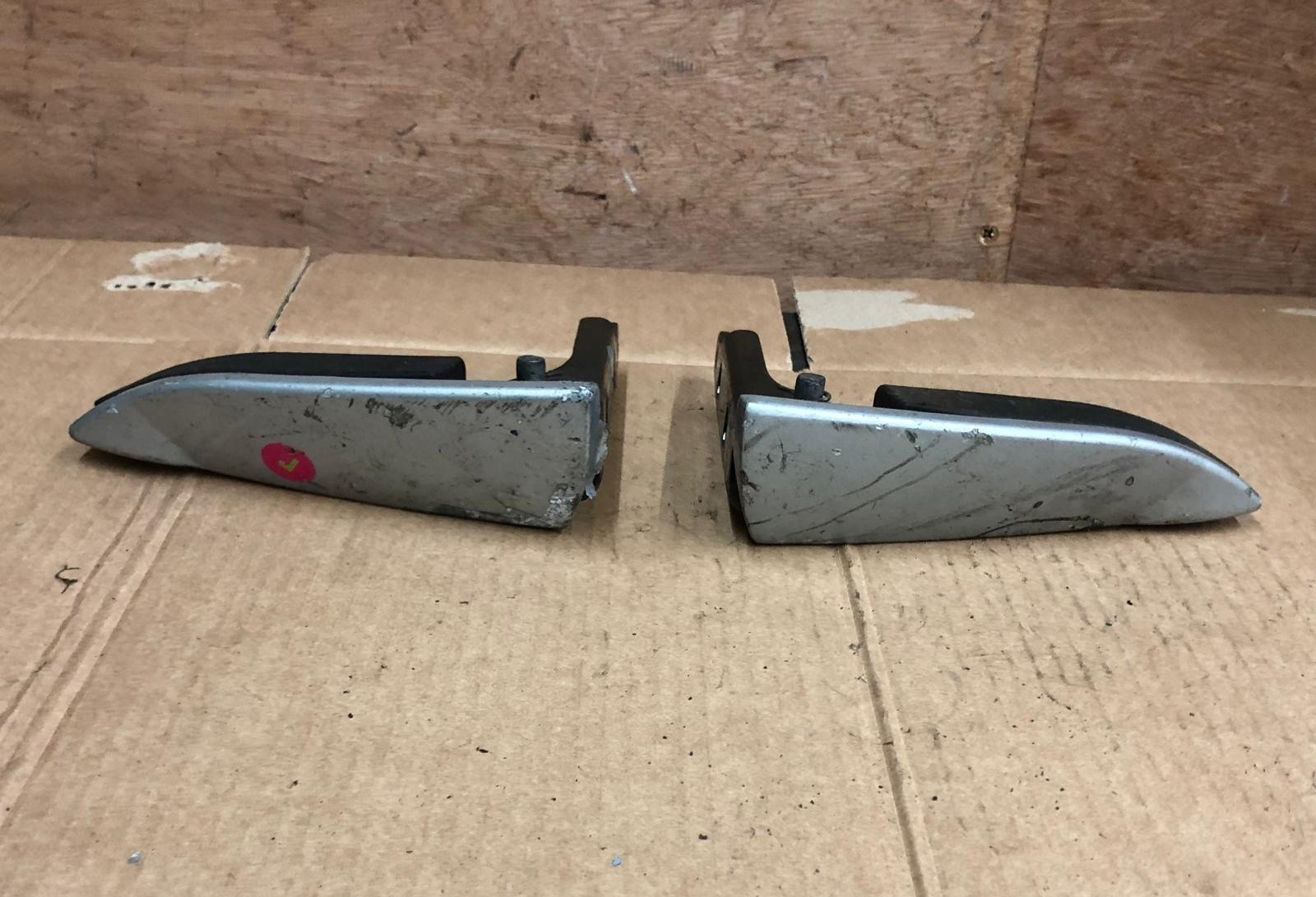 Piaggio MP3 Left & Right Passenger Footpegs Footrests