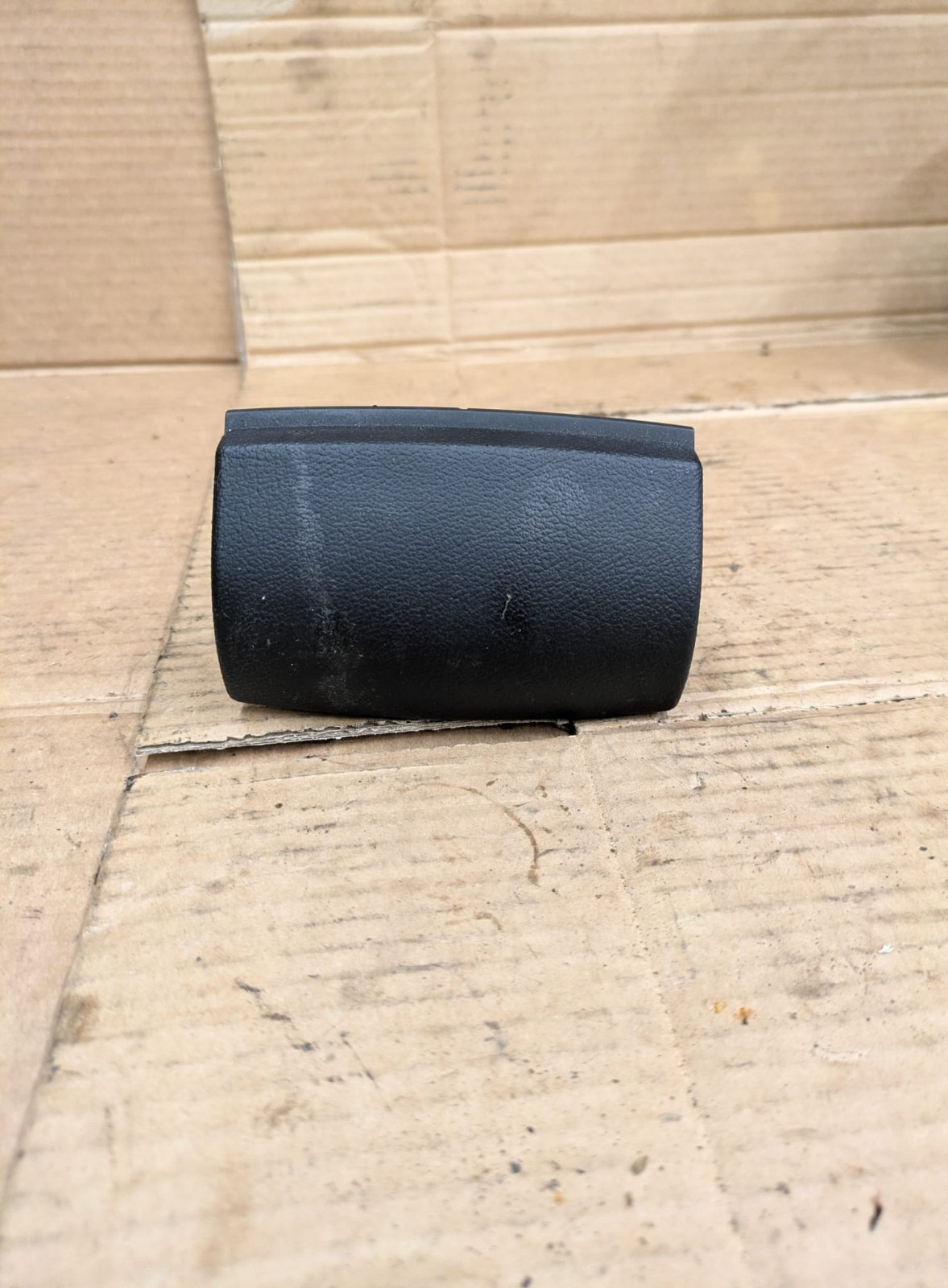 2011 Audi A3 S Line Centre Console Ashtray | 8P0857961