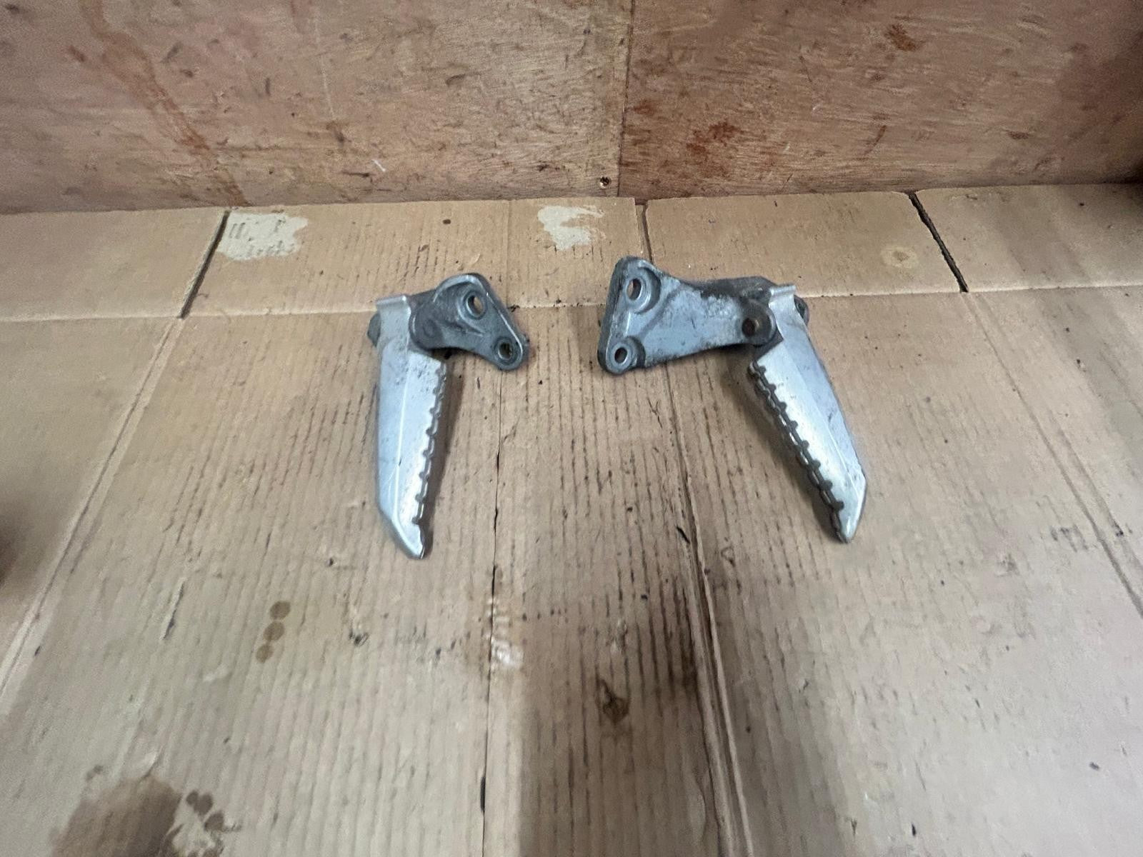 2016 Yamaha Nmax 125 Rear Passenger Footpegs