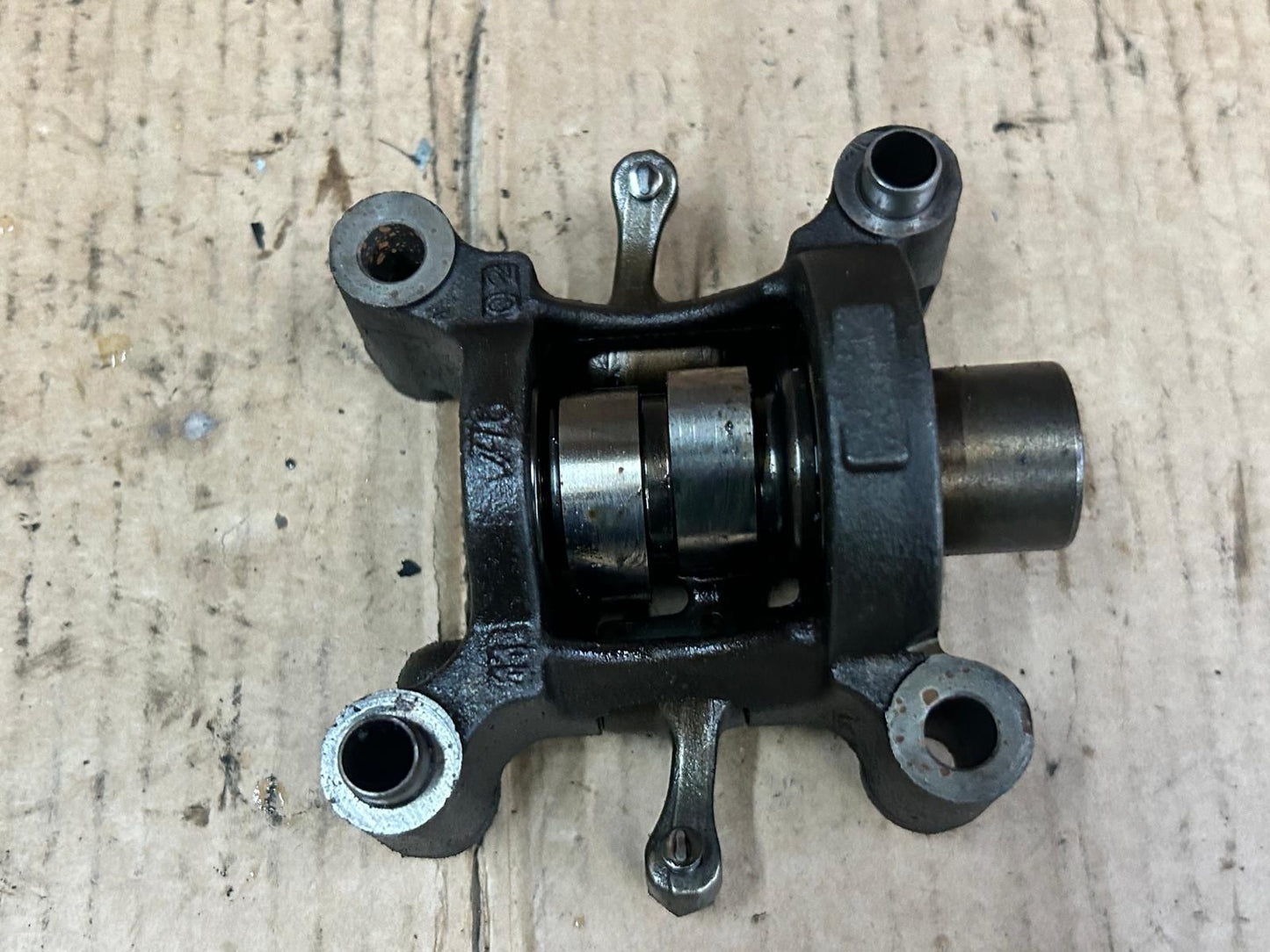 Honda FES 125 S-Wing Camshaft