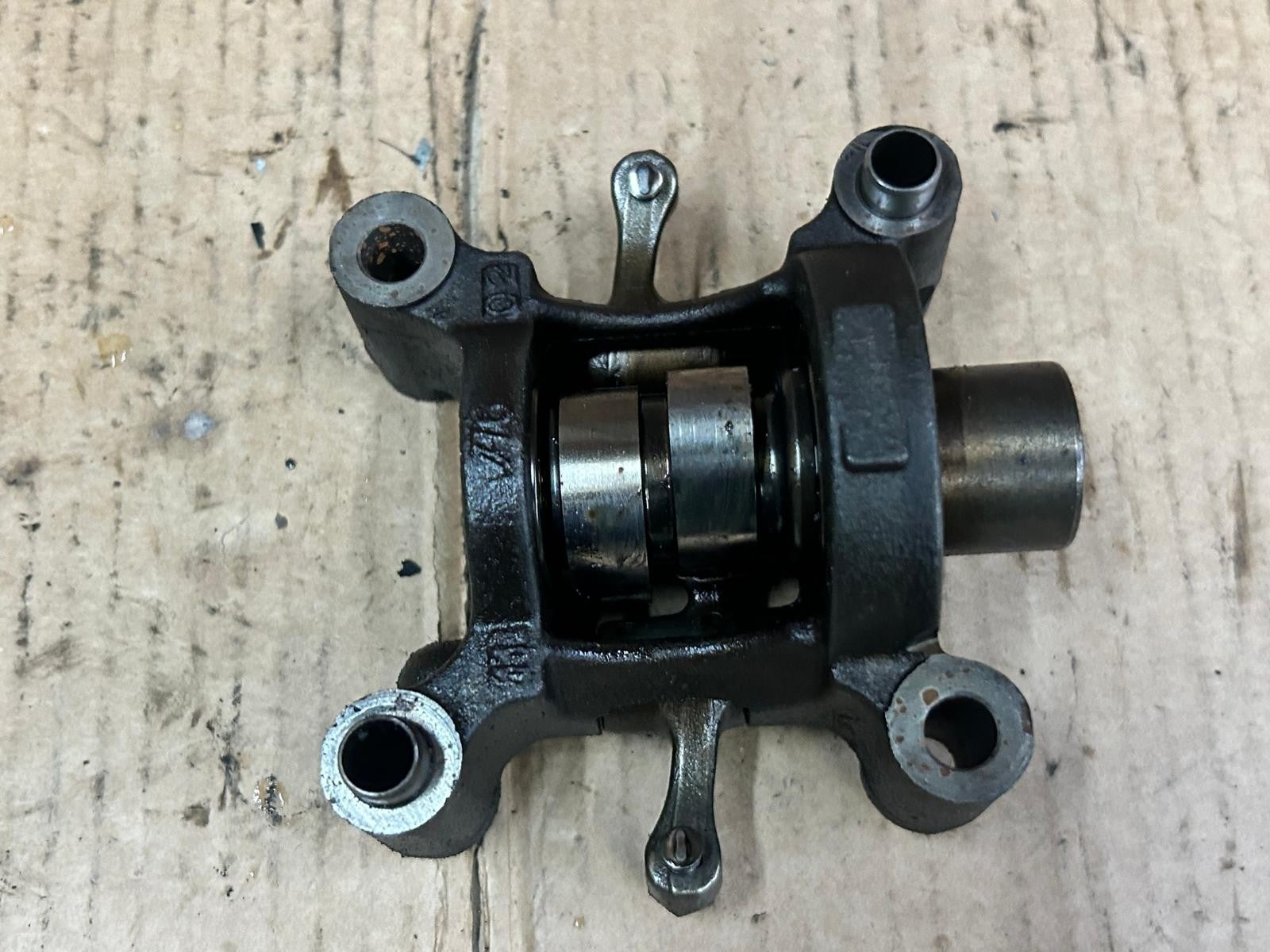 Honda FES 125 S-Wing Camshaft