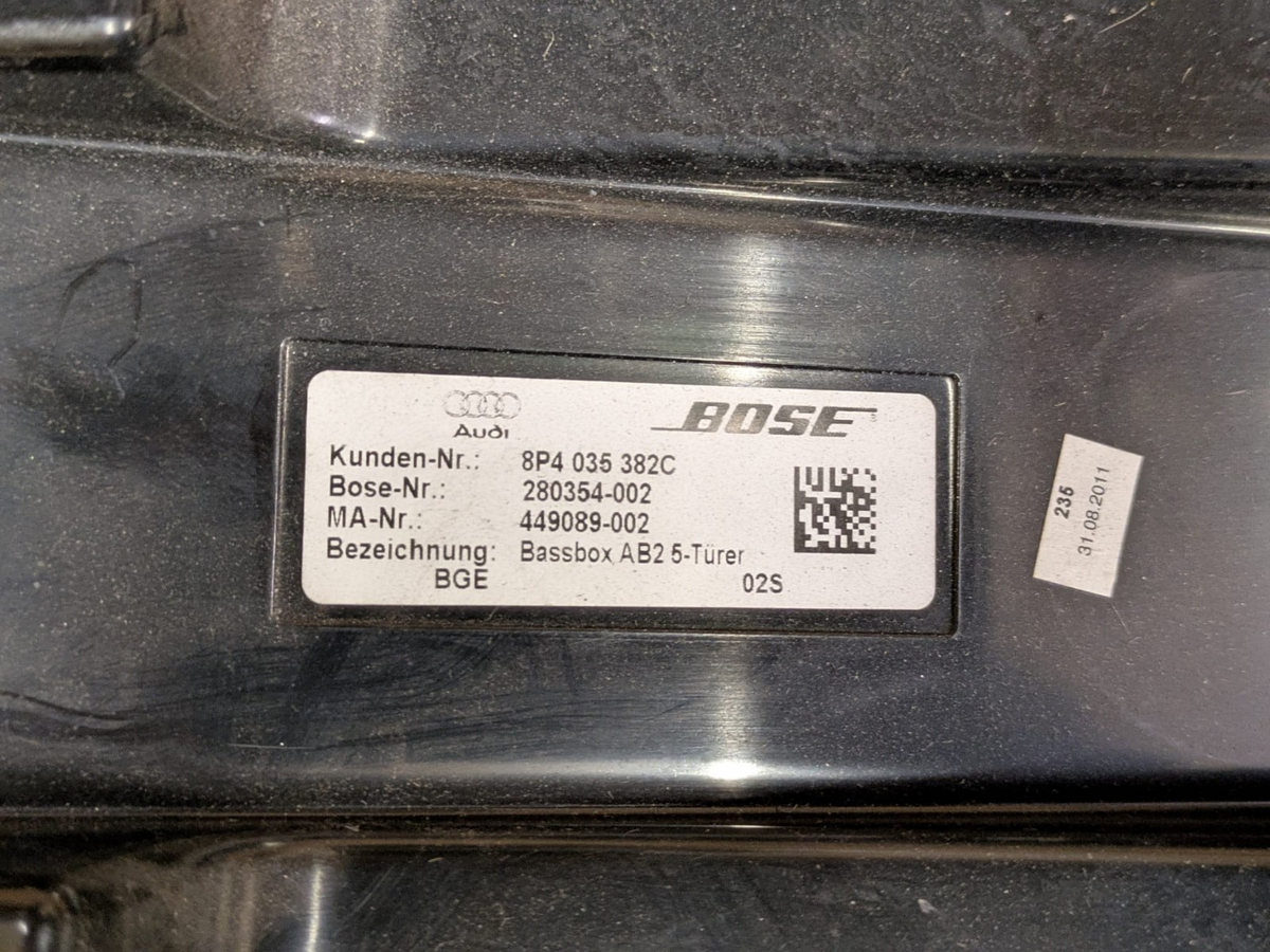 2011 Audi A3 S Line Subwoofer | 8P4035382C