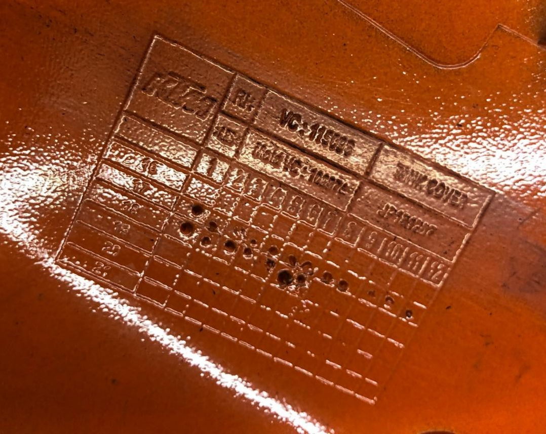 2019 KTM Duke 125 Front Right Fuel Tank Cover Panel | JP181207