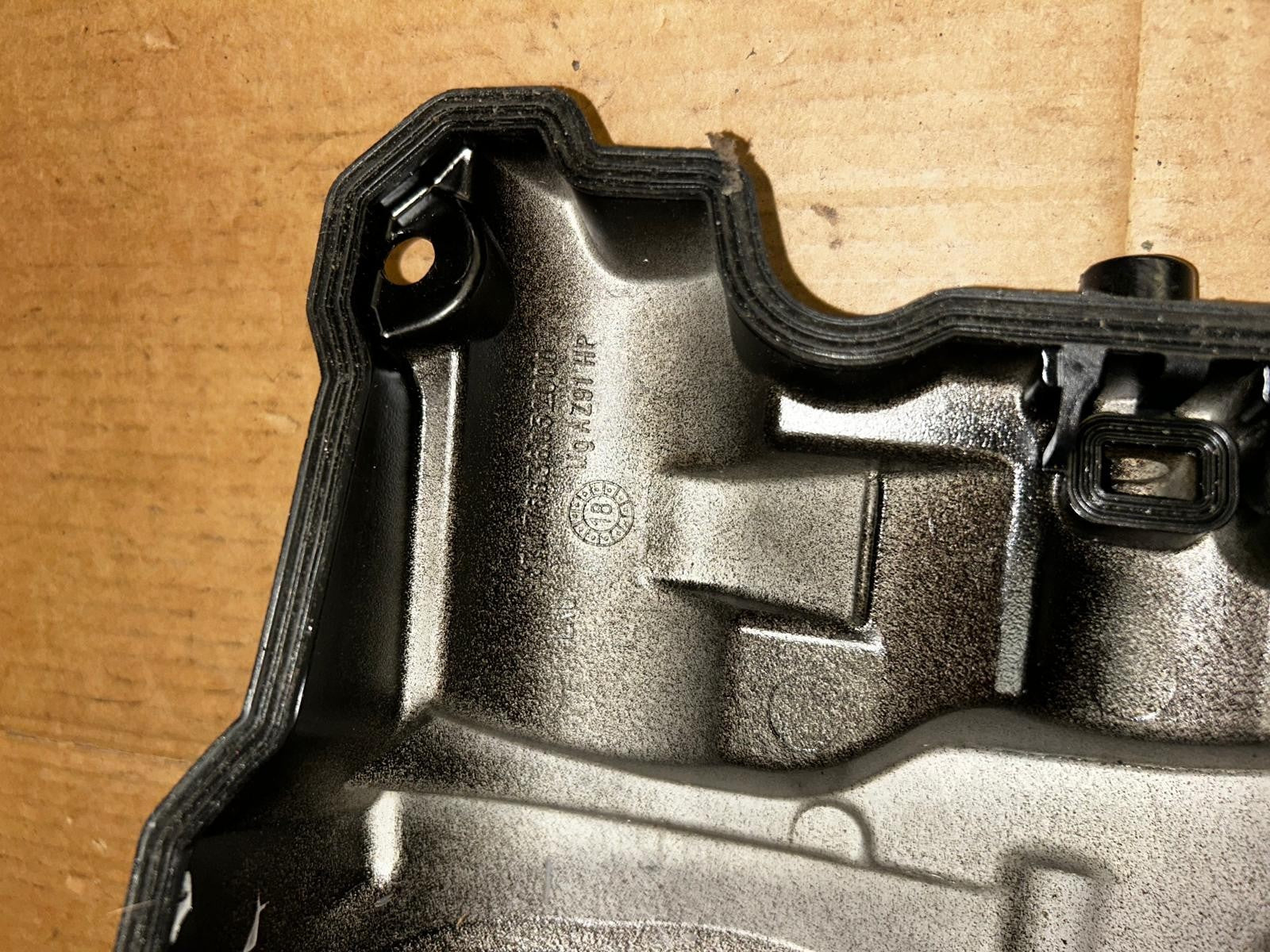 2015 KTM 690 Top Engine Cover