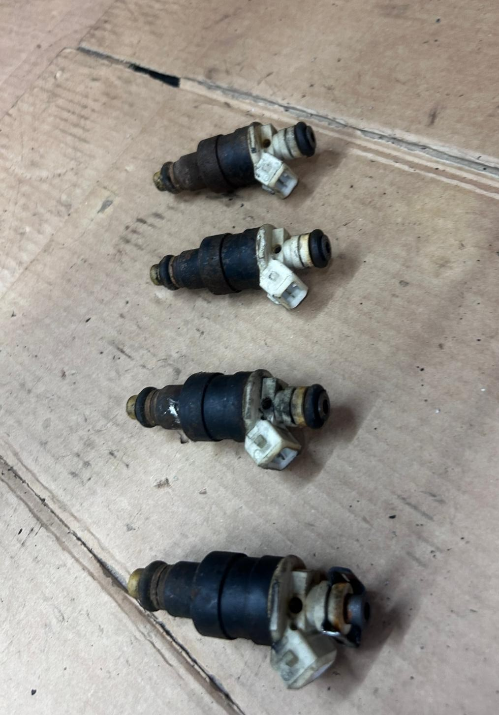 1990 BMW K100 LT Fuel Injectors