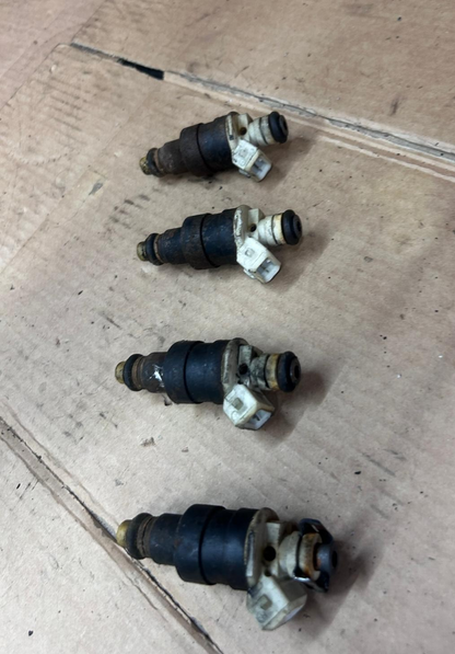 1990 BMW K100 LT Fuel Injectors