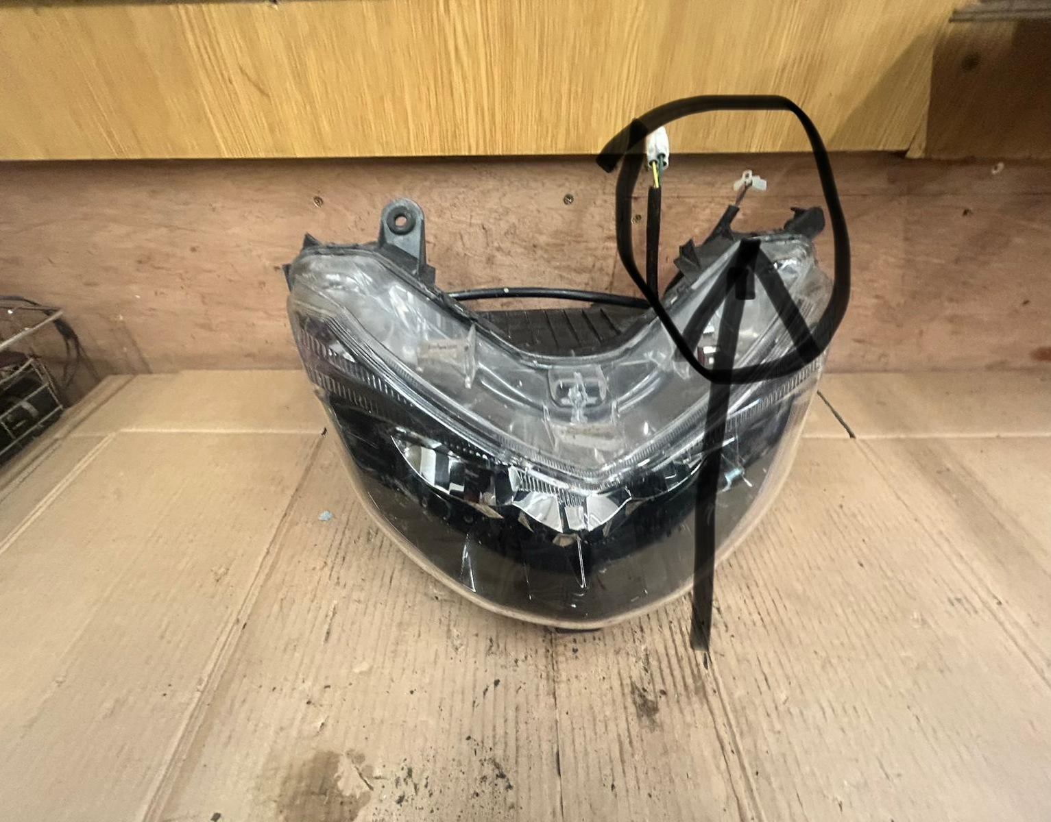 2016 Yamaha Nmax 125 Front Headlight