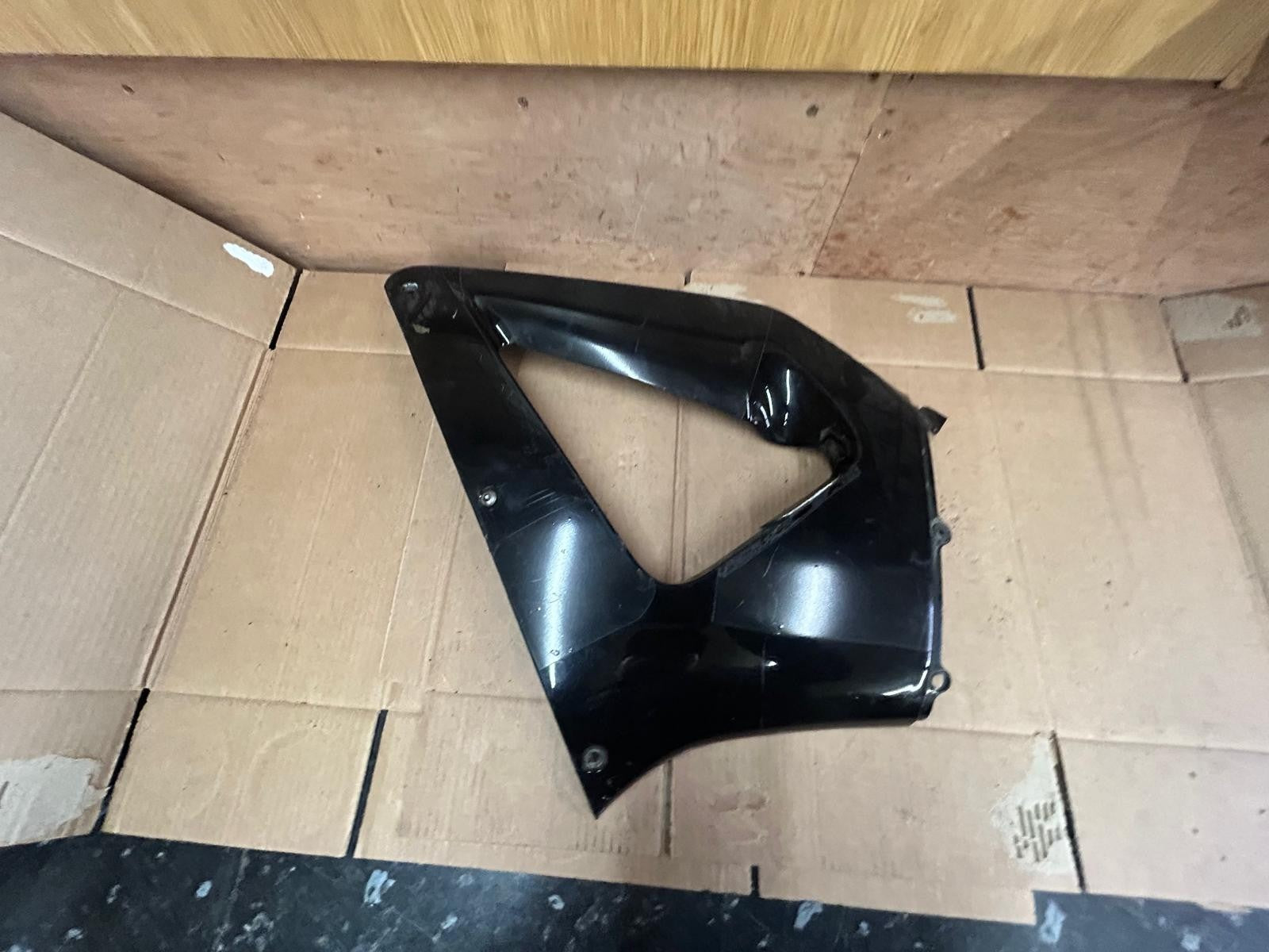 2000 - 2001 Honda 900RR Fireblade Right Side Centre Panel | 64320-MCJA-0000