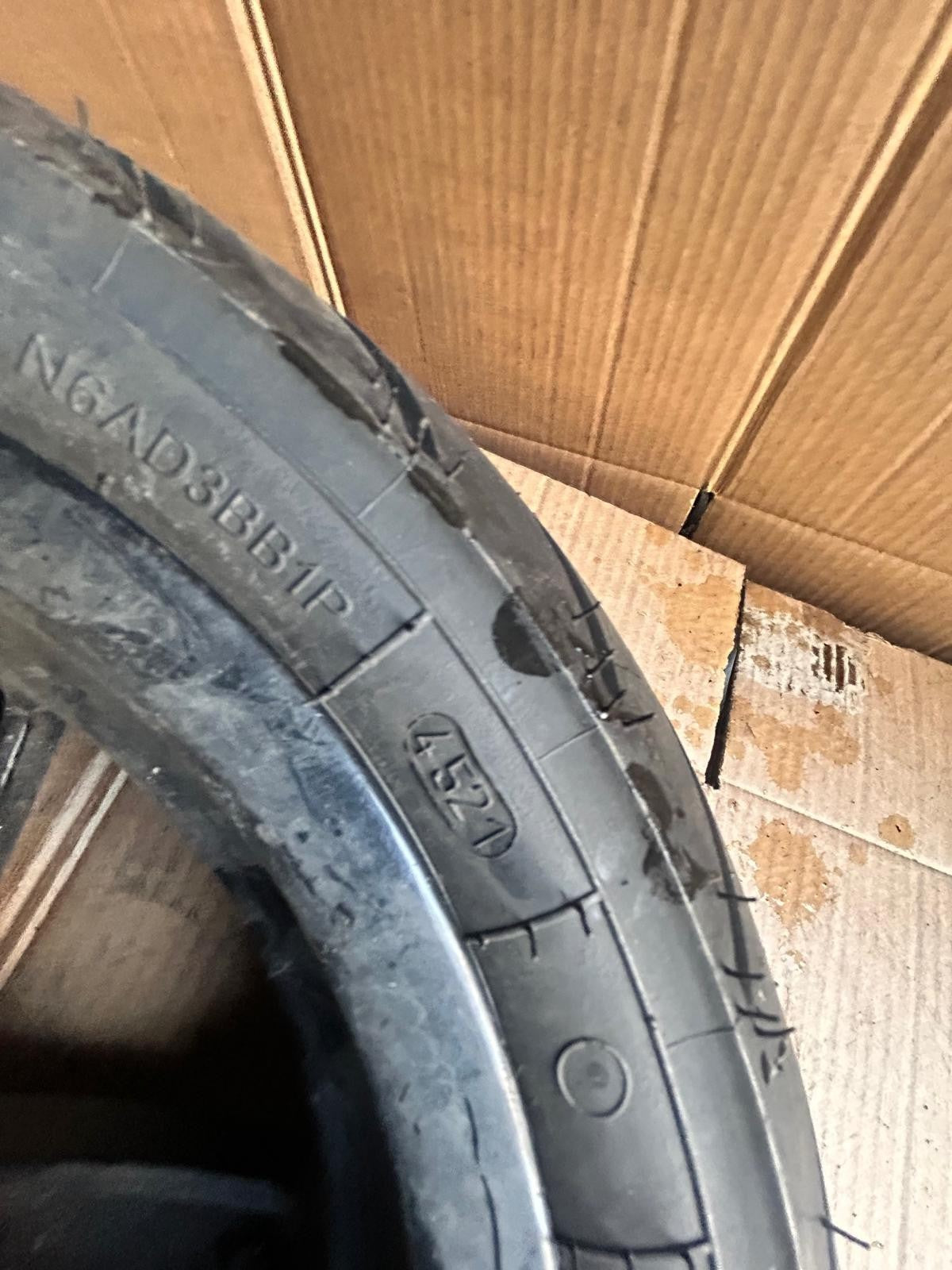 Vespa LX 50 / 125 Front Wheel & Tyre