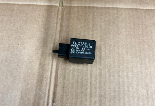 Triumph Daytona / Yamaha MT07 R1 / Kawasaki Z 750 Indicator Relay | FE218BH
