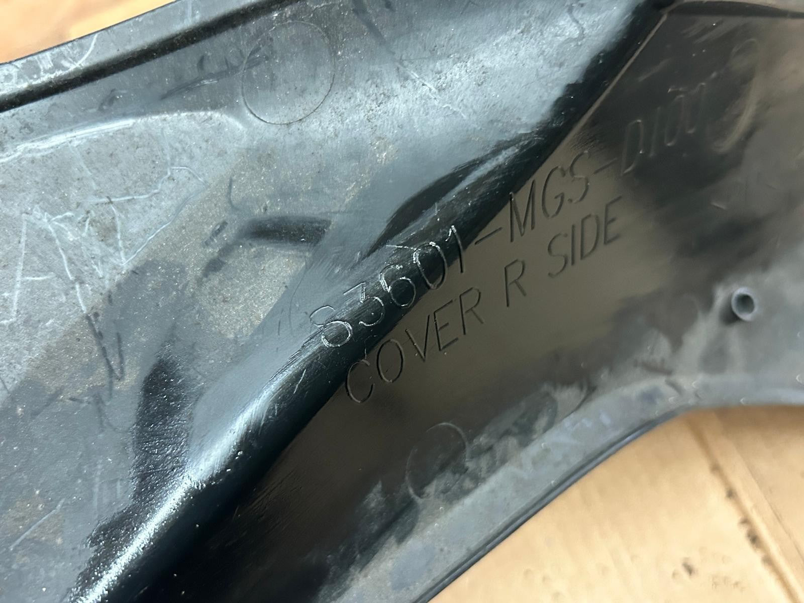 2014 -  2017 Honda NC 750S Right Side Infill Panel | 83601-MGS-D100