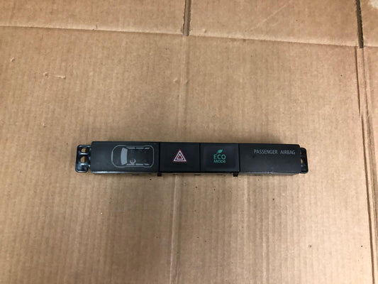 2014 Mitsubishi Outlander GX 4h PHEV Hazard Light Switch Panel | 8002B409