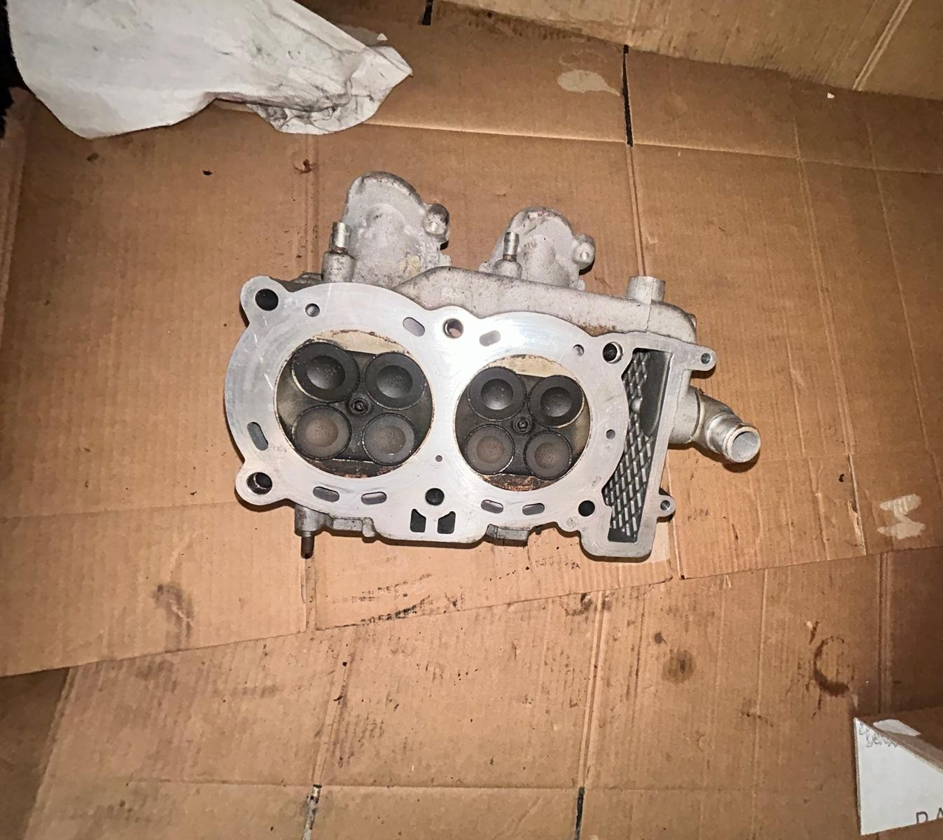 BMW C650GT Cylinder Head | 7729534 16443610