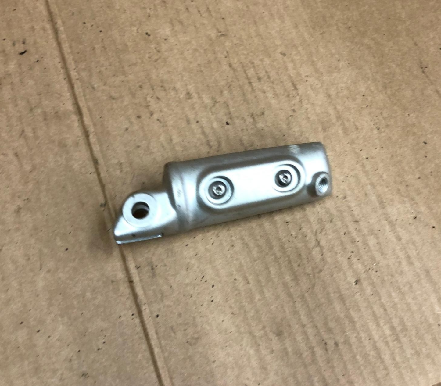 Triumph Bonneville / Street Twin Right Side Rear Passenger Footrest Footpeg
