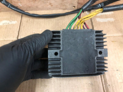 584533 | 2007 - 2015 Piaggio Vespa GTS 125 Voltage Regulator