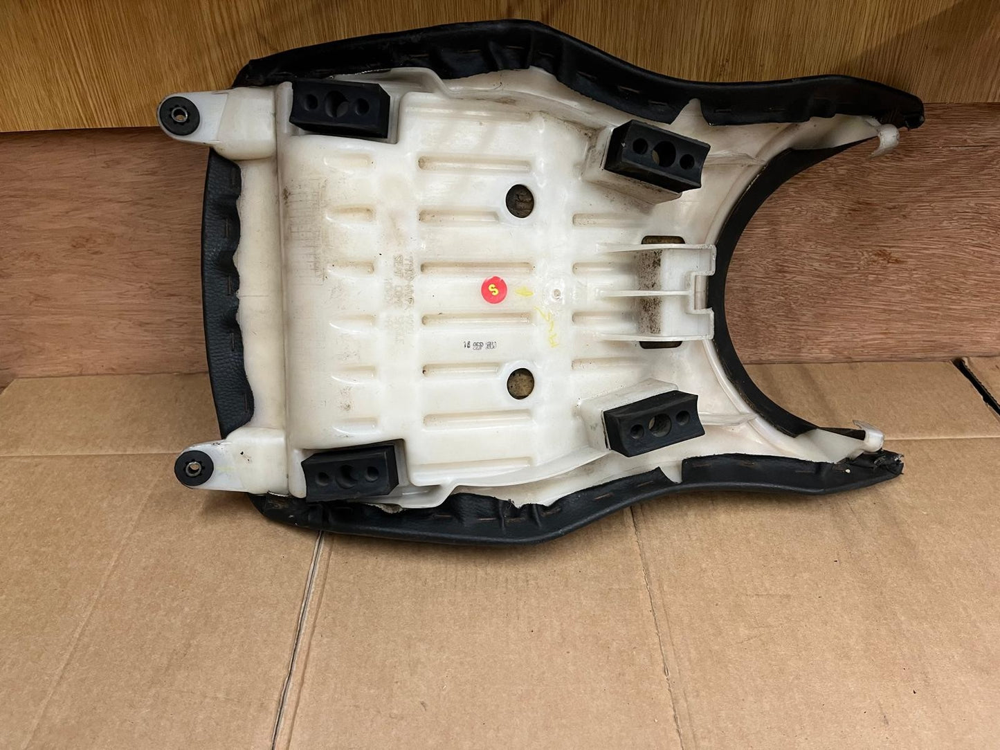 Honda CBF125 2012 Rider Seat,  77100-KWFA-9000