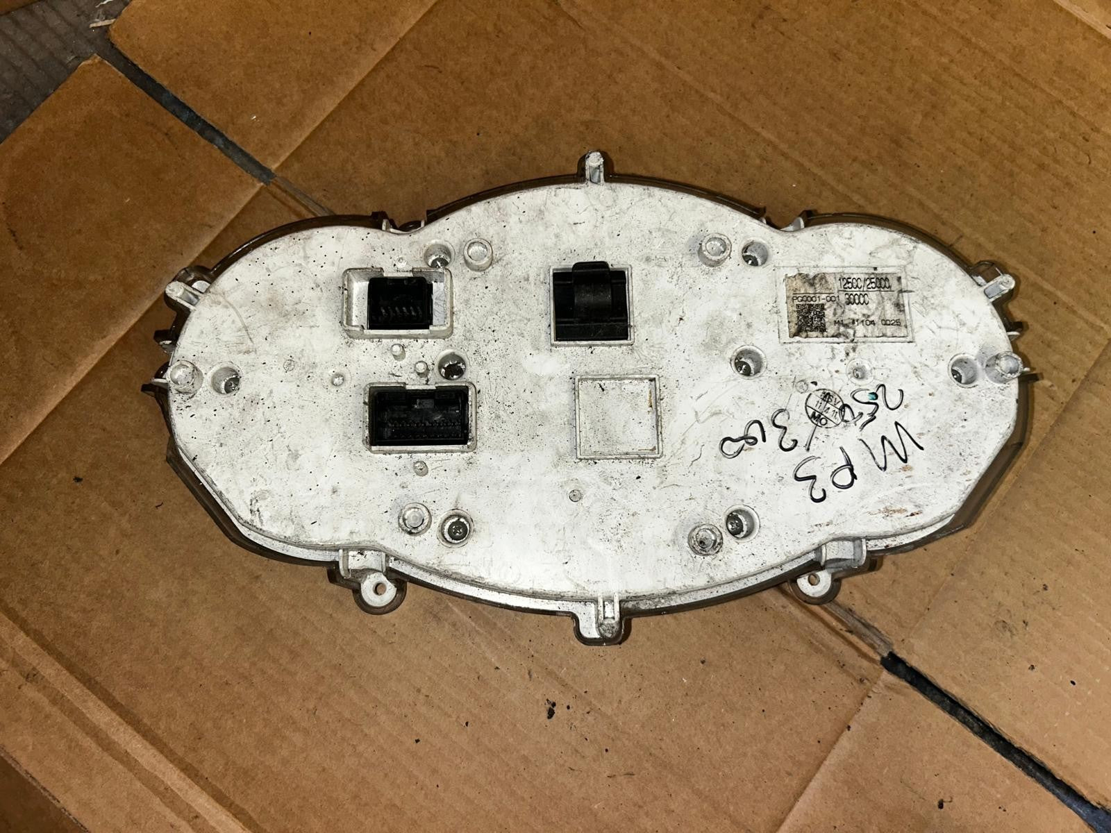 2006 - 2014 Piaggio MP3 125 Speedo Clock Speedometer