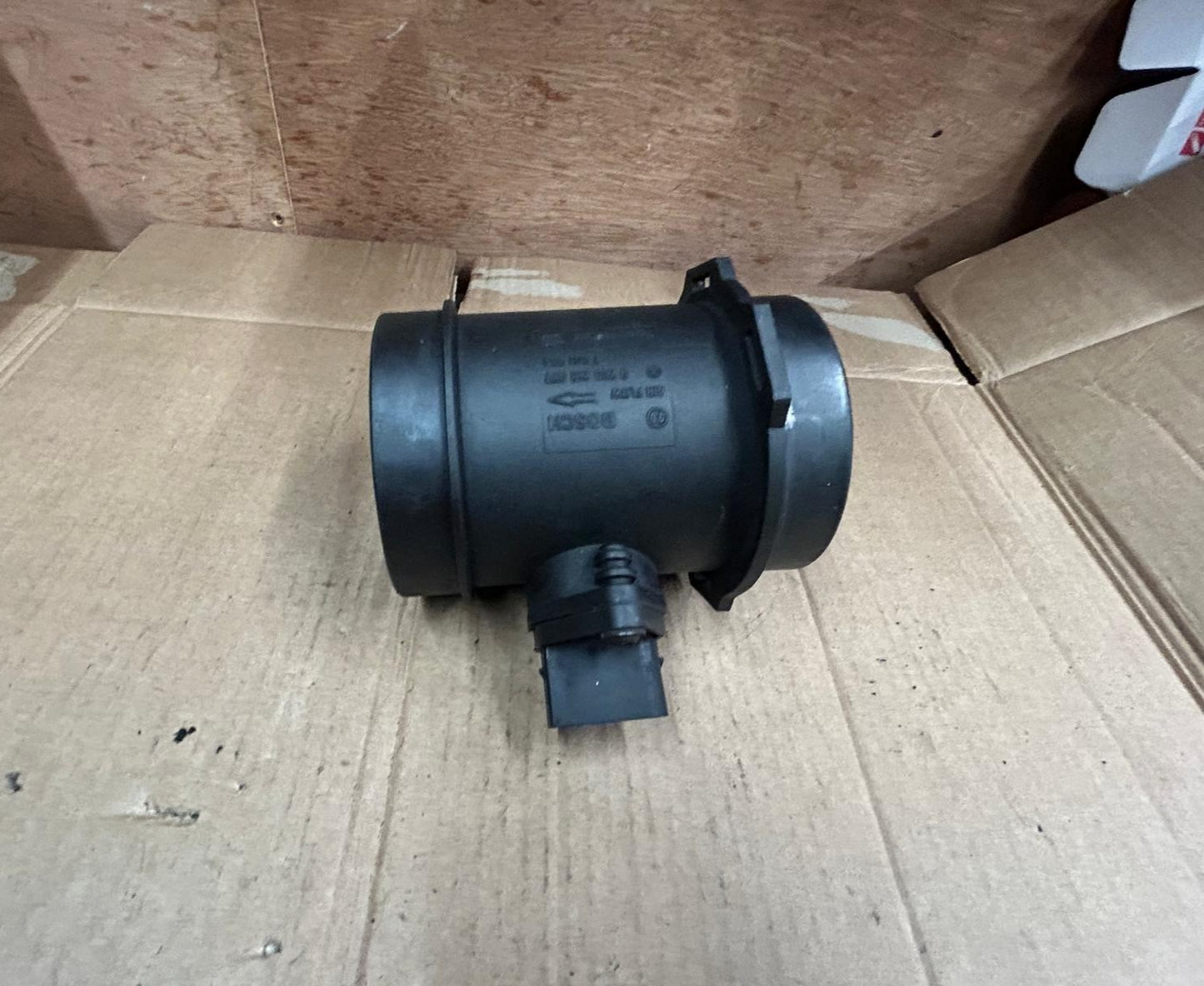 Genuine Bosch BMW 7 Series E38 Mass Air Flow Meter MAF | 0280218077 7501554