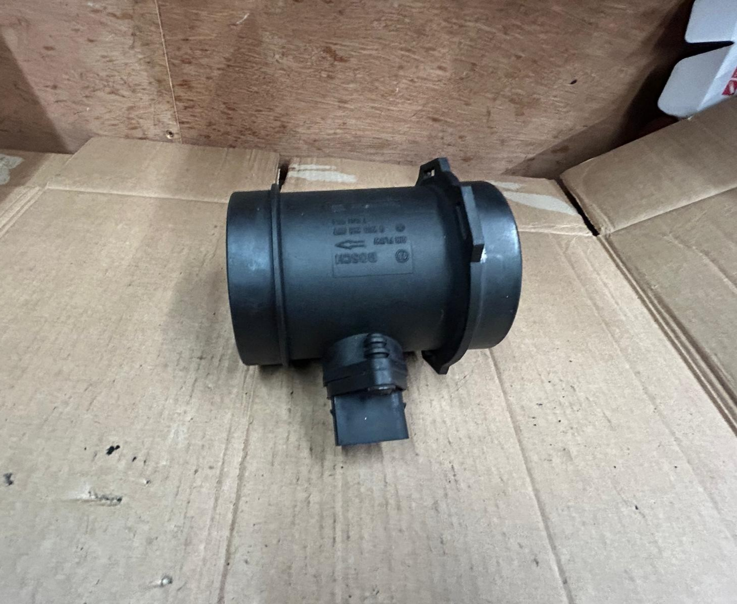 Genuine Bosch BMW 7 Series E38 Mass Air Flow Meter MAF | 0280218077 7501554