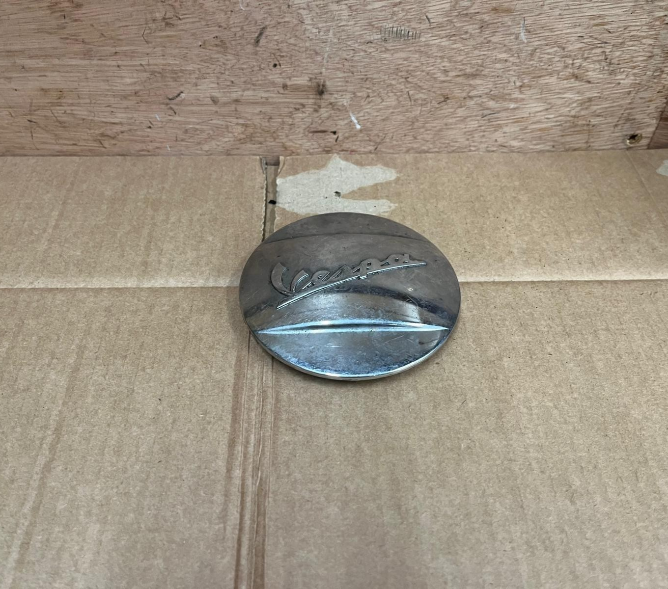 Genuine Piaggio Vespa Chrome Clutch Transmission Cover | 10127 121908