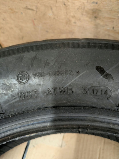Avon Venom AM42 Rear Motorcycle Tyre 140/90/15 76H